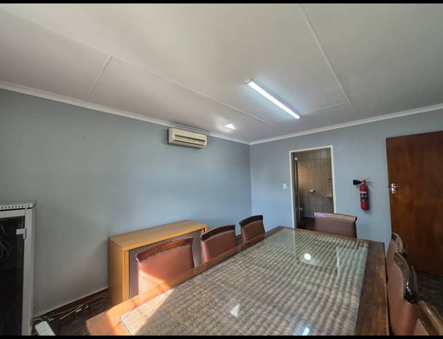 M² FACTORY FOR SALE IN SASOLBURG INDUSTRIAL ZONE 2